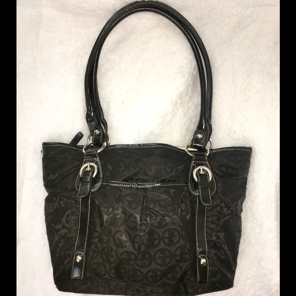 Signature logo shoulder satchel tote